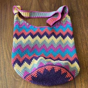 The Sak chevron crochet